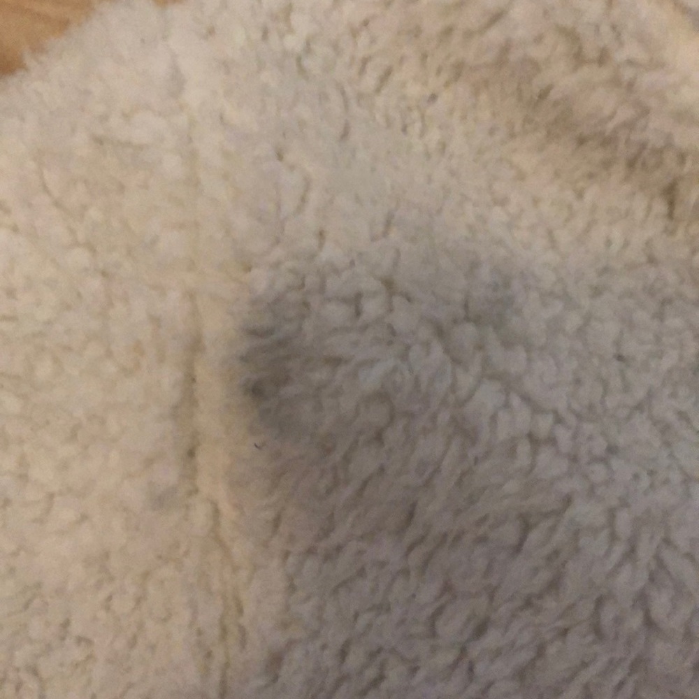 Sherpa pullover! - Picture 3 of 3